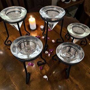 Set of 5 tea light candle holder with Black Metal Stands EUC
